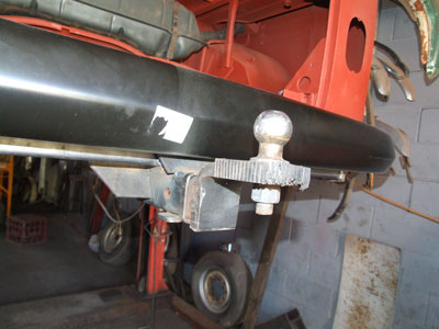 tow-bar-tongue-and-ball.jpg