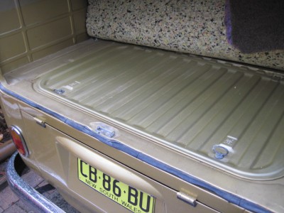 this is the T3 hatch in my 67 pannel