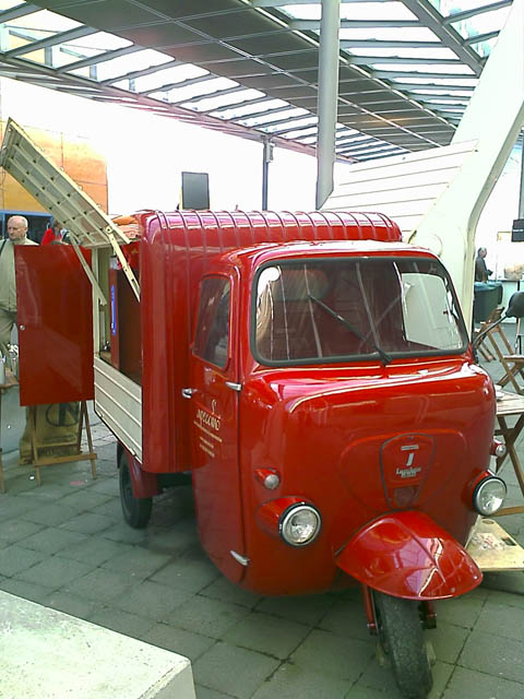 Lambretta Cafe Front Small.jpg